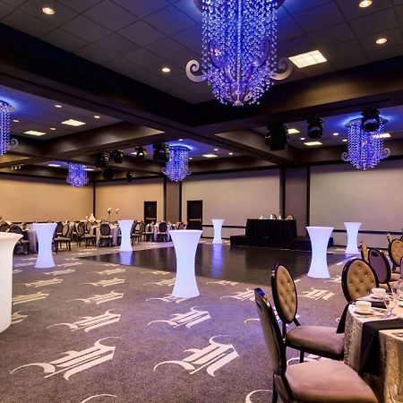 Wyndham Garden Dallas North Фармерс-Бранч Экстерьер фото
